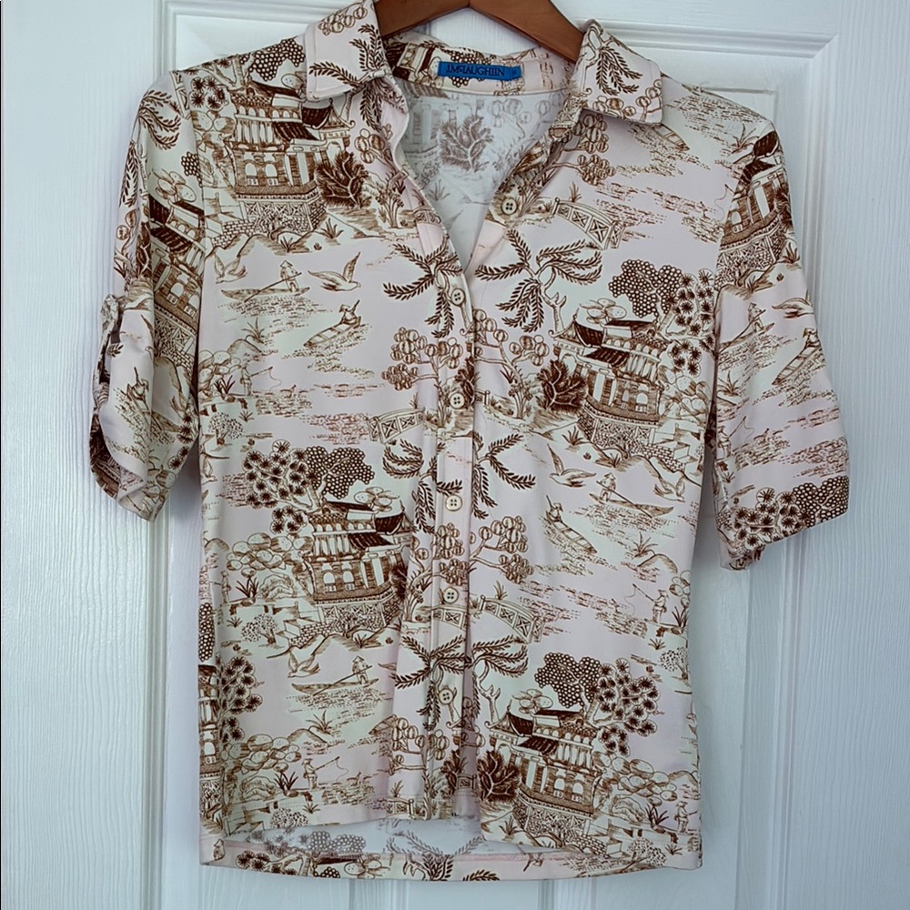 JMclaughlin Women’s Button Down Short Sleeve Catalina Shirt.